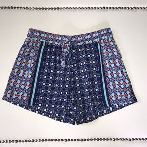 cute flowy patterned shorts!